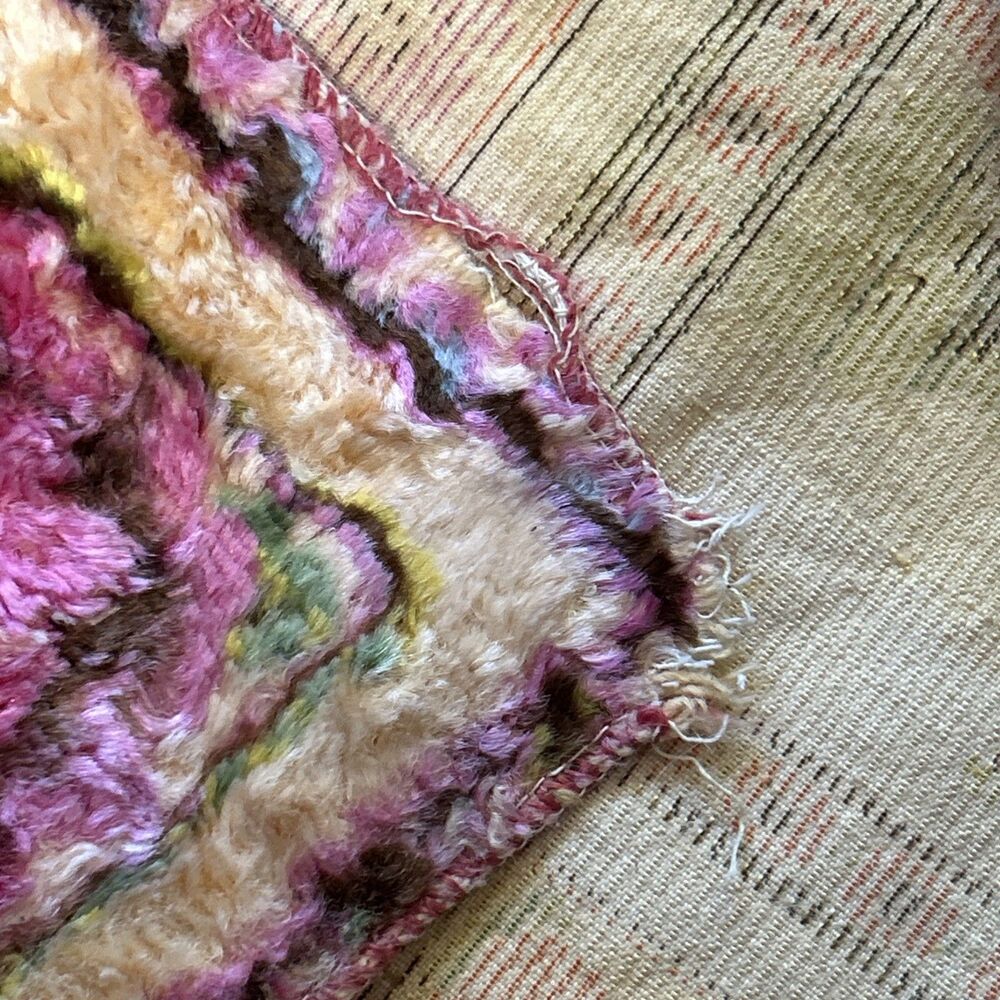 Vtg 1940's Italian Cherubs & Roses Bed Spread Cover 66”x73” Gold Pink Tapestry - Picture 13 of 13
